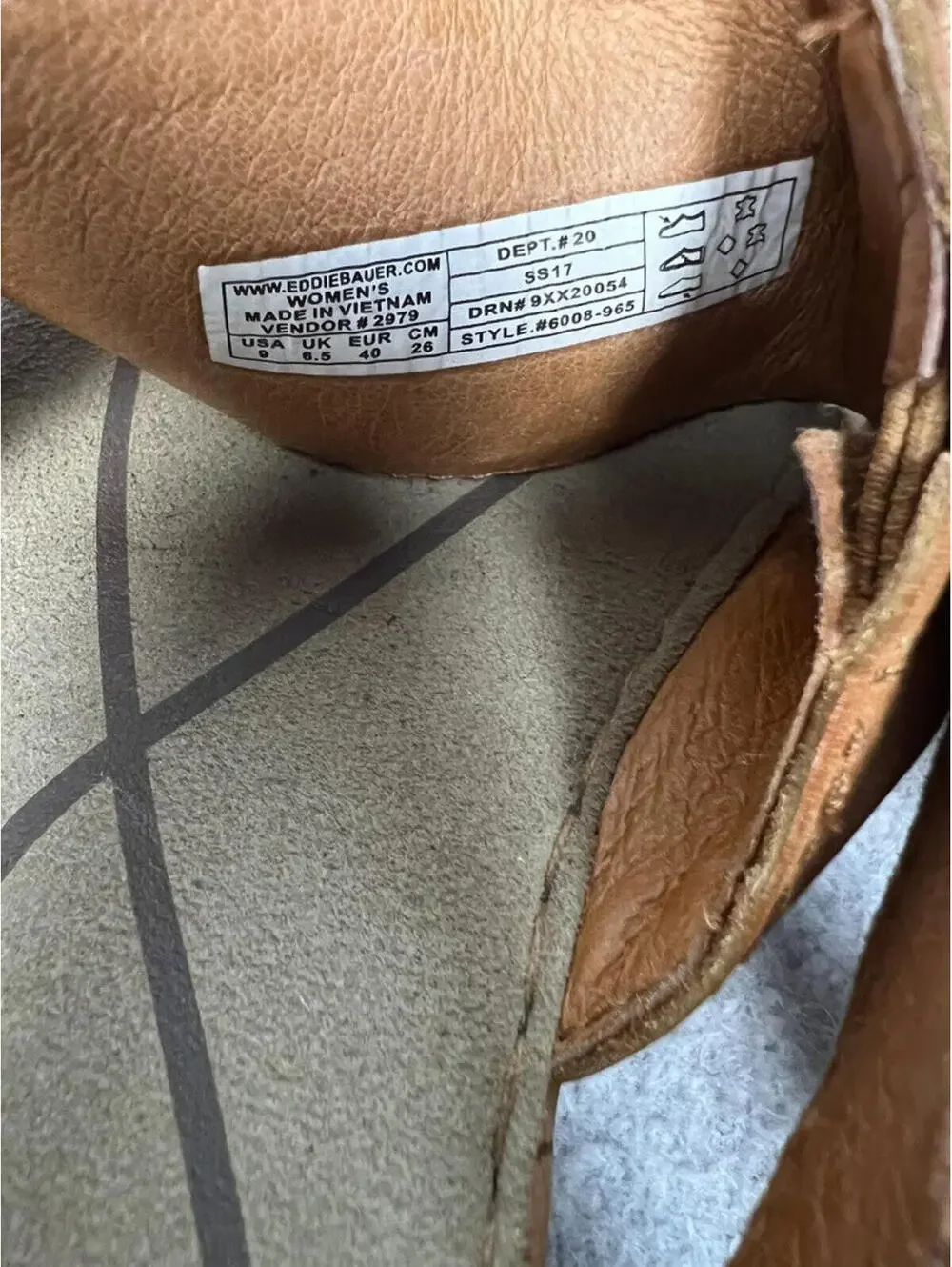 Eddie Bauer Kara Womens 9 Brown Leather Cork Wedge Thong Sandals Platform Shoes